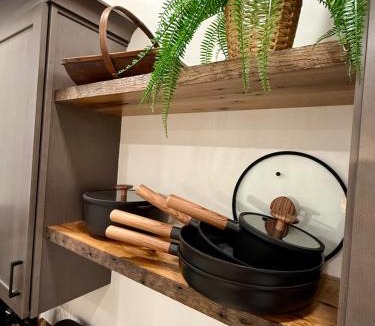 Pilot Mountain Apartment | Cozy Cure Apartment in Downtown and Historic Pilot Mountain