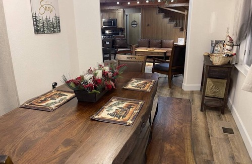 Cold Springs Cabin | Cozy retreat near Dodge Ridge Ski Resort, and Pinecrest Lake with fast Wi-Fi