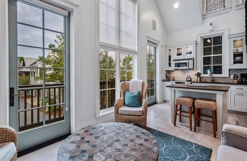 Rosemary Beach Cottage | Crow's Nest: Amazing Carriage House - South of 30A with Gulf Views!