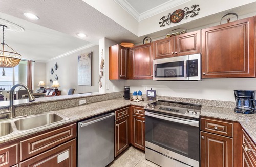 Fort Walton Beach Cottage | Destin West - Osprey PH02 ~ Rooftop Terrace w/Private Hot Tub & Grill