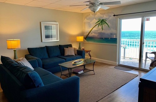 Pensacola Beach Condo | Directly on the Gulf, larger end unit, both bedrooms have water view!