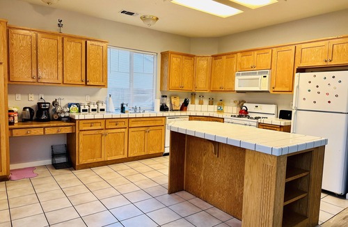 Turlock House | Discover Turlock charm near California State University