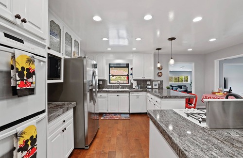 Southwest Anaheim House | Disney | Convention Center | Pool, Jacuzzi - HVH
