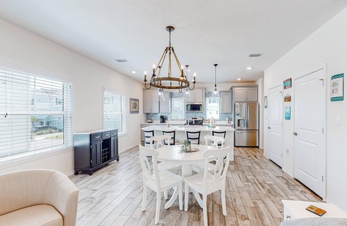 Ono Island Villa | Dog-friendly townhouse with private beach, hot tub, pool, tennis, golf, gym, AC