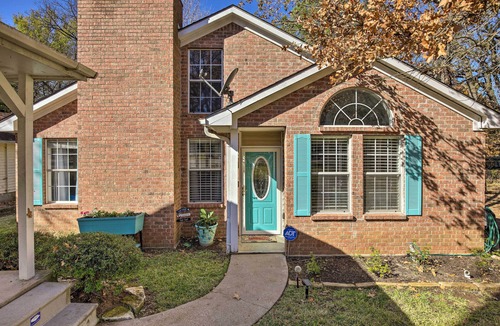 Tool House | Dog & kid friendly! Backyard fishing! Boat slip! Kayaks! Dedicated workspace!