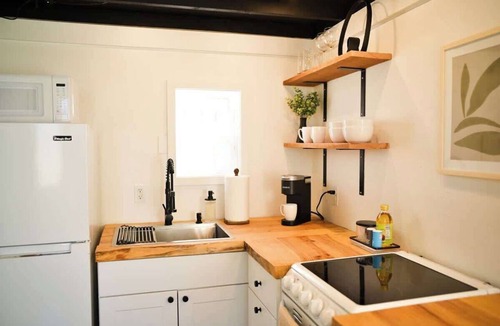 Conway House | Downtown Caldwell Tiny Home - 1 mi UCA