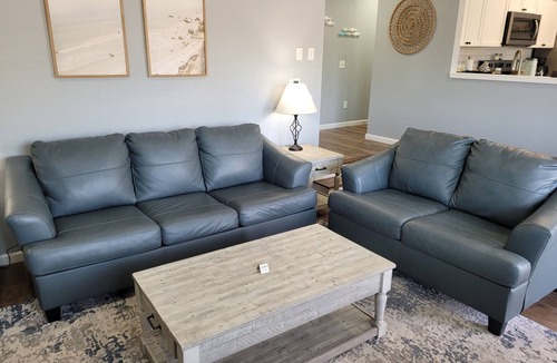 Parker House | Drift Away-New Construction-1bdr 1ba-Waterfront Home on Pier 98 Marina BOOK NOW!