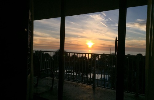Gulf Lagoon Beach Condo | Dunes of Panama C302 Ginger at the Dunes — with Deluxe Free BEACH CHAIR Rentals