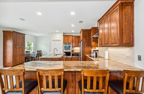 East Hill House | East Hill Charming Family Home- Huge Lot-Fully Updated-Brand New Gourmet Kitchen