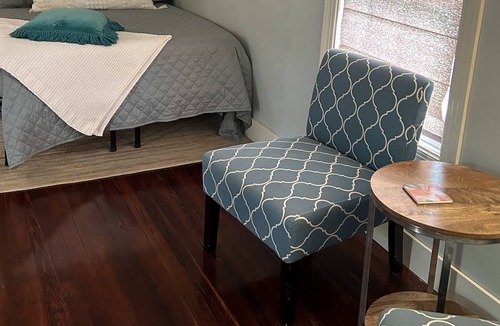 East Hill Apartment | East Hill Hideway