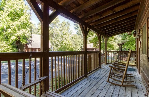 Pigeon Forge Cabin | ER64 - Heavenly Peace - Great location...close to all the action!