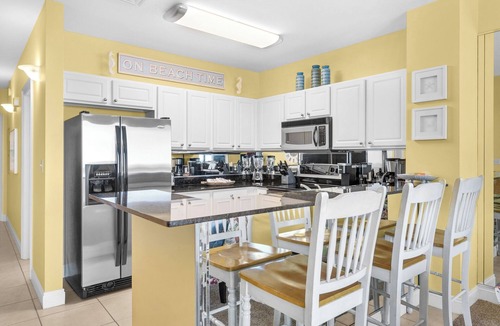 Panama City Beach Condo | Escape to Stunning Beach Front Views! Calypso Penthouse & Walk Over to Pier Park