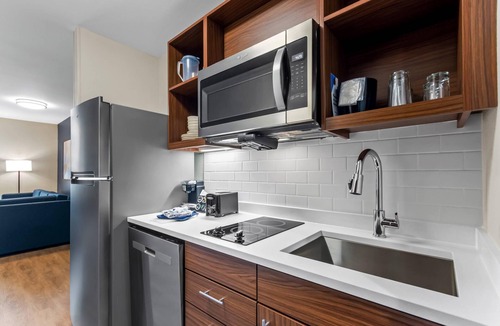 Fort Bay Hotel | Everhome Suites Panama City Beach - 30A