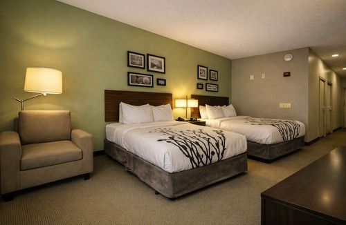 Harrisburg - Hershey Hotel | Express Inn & Suites