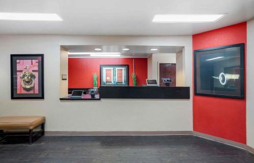Northeast Pensacola Hotel | Extended Stay America Suites - Pensacola - University Mall