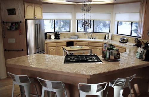 Bear Valley House | Fabulous 3-bedroom family house in Bear Valley perfect for your mountain getaway