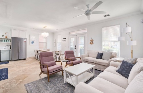 Clipper Cove House | Fall · pets · arcade · beach gear · Destin Commons