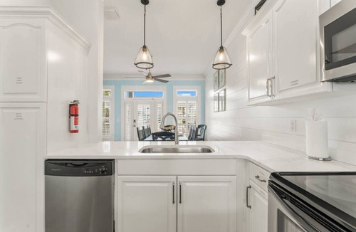 Bel Air Villa | Family friendly! w/private pool. Steps 2 beach