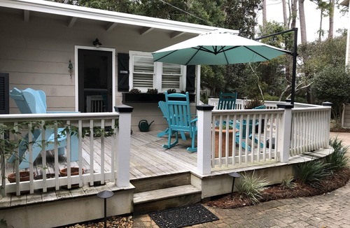 Grayton Beach House | Few short steps from the beach