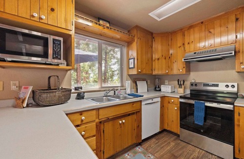 Cold Springs House | Fisherman’s Retreat – Cabin Rental in Mi-Wuk Near Pinecrest Lake