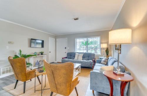 Northeast Pensacola House | Foosball Games & Al Fresco Dining: Pensacola Home!