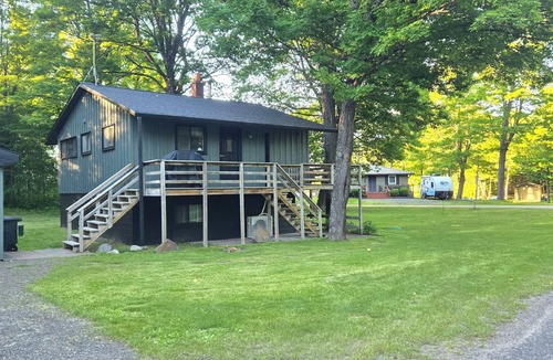Michigamme House | Four Seasons Lake House Between Marquette and Houghton: Paradise on Petticoat!