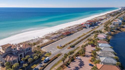 Fort Walton Beach - Destin Villa | Free golf cart with easy beach access and resort amenities, pool, tennis, and more