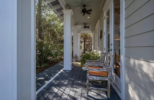 San Juan Cottage | Garden Grove Cottage in Old Seagrove Beach in the heart of 30-A
