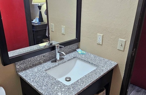 Gardner Hotel | Gardner Inn