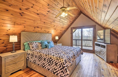Pleasant Mount House | Gather and Celebrate · Poconos Escape