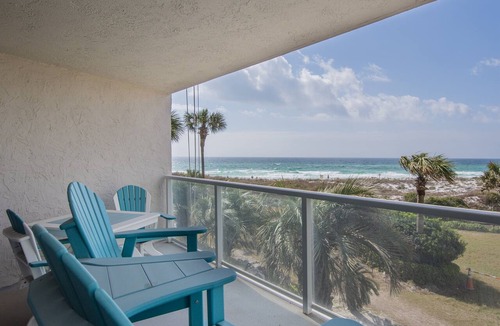 Sandestin Condo | Golf Cart included! Studio with full kitchen. See dolphins from balcony!