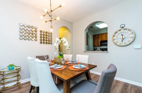 Florida Central Atlantic Coast Apartment | Gorgeous Vista Cay Condo, next to Resort Clubhouse