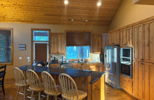 Three Rivers House | Great River Front Vacation Home in Sunriver with Hot Tub! Pet Friendly DCCA#1432