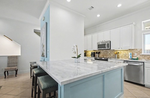 Villa Segunda House | Gulf Front 5BR Home | Saltwater Pool | Event Friendly | Sleeps 21