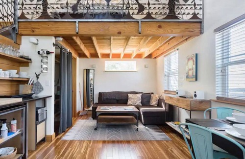 Mississippi District Cottage | Handcrafted Micro-Loft in close-in Portland, fun historic area - Blue Door