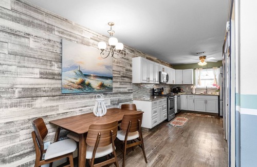 Panama City Beach House | Happy Boho Bungalow 3 MIN Walk 2 Beach