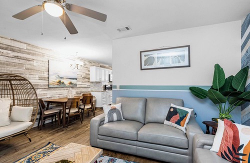 Panama City Beach House | Happy Boho Bungalow 3 MIN Walk 2 Beach