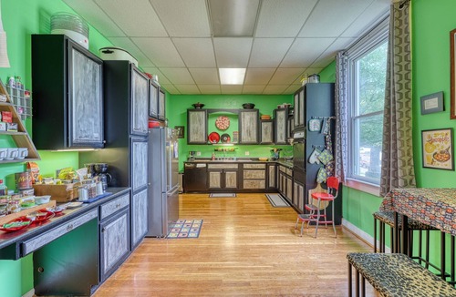 Harrisburg House | Harrisburg/Hershey Happy! Unique, Comfy Space and Smiles