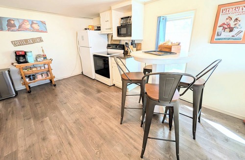 Hummelstown House | Hershey Music Box 2 - Duplex near HersheyPark, Giant Center, Hershey, Palmyra