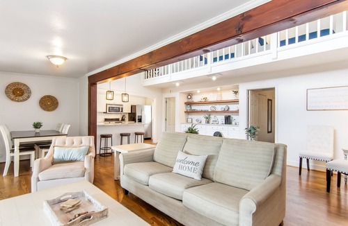 Hiawassee Ski Chalet | Hiawassee Chalet | Hot tub | Pet Friendly I Enclosed Patio/1m to Marina