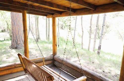 Saddlestring Cabin | Hideout Cabin, Rustic Hideout Cabin