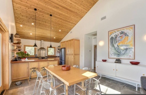 Volcano House | Hilltop Retreat in Amador County Wine Country