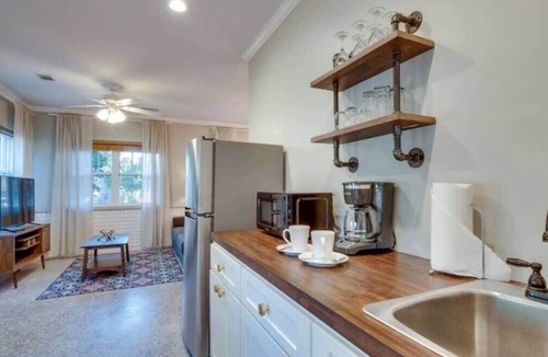 Thunderbolt House | Historic Studio & Pool Under Spanish Moss Oaks