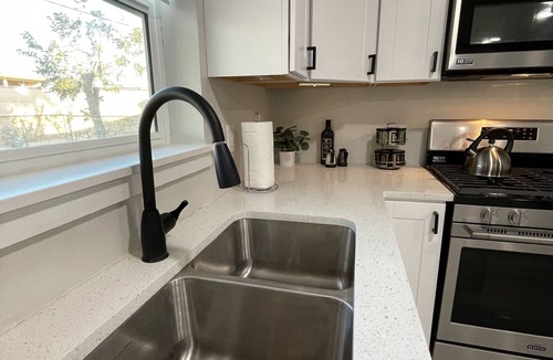 Mesa Vista House | Holiday Ready Cozy Home 3BR/2BA near shopping hospitals and more