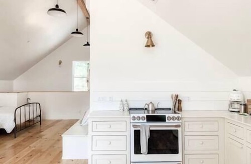 Sonora House | Homestead Barn Loft: Tesla Chargers, Wedding Venue
