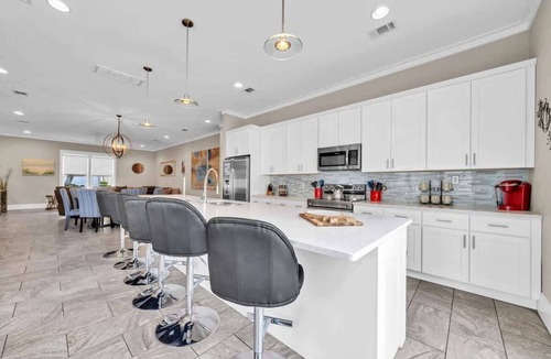 Emerald Waters Village House | Iorana II |3 night Specials in August! | 2 PM Check In! | Game Room | Private Pool | Sleeps 21, Huge Private Master Suite! | Gated Community with Amenities