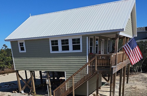Corolla Cottage | Josies Joint-New for 2024 Newly built only 3.5 Miles off Blacktop