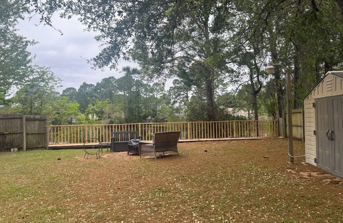 Gulf Breeze House | Lake Stay Beach Play - Charming 2-bedroom house in fabulous Gulf Breeze