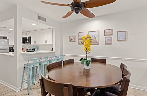 Sandestin Condo | Lakefront Villa w/2 GOLF CARTS! Screened Porch, Bay Views. Near Beach & Pool