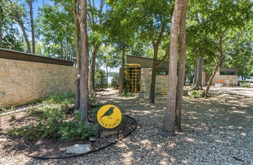 Malakoff Cottage | Lakeside Cottage stunning lake views, pool, and pickleball court